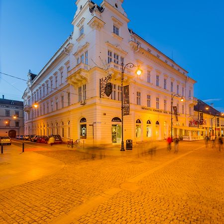 Hotel Imparatul Romanilor Sibiu Exterior foto