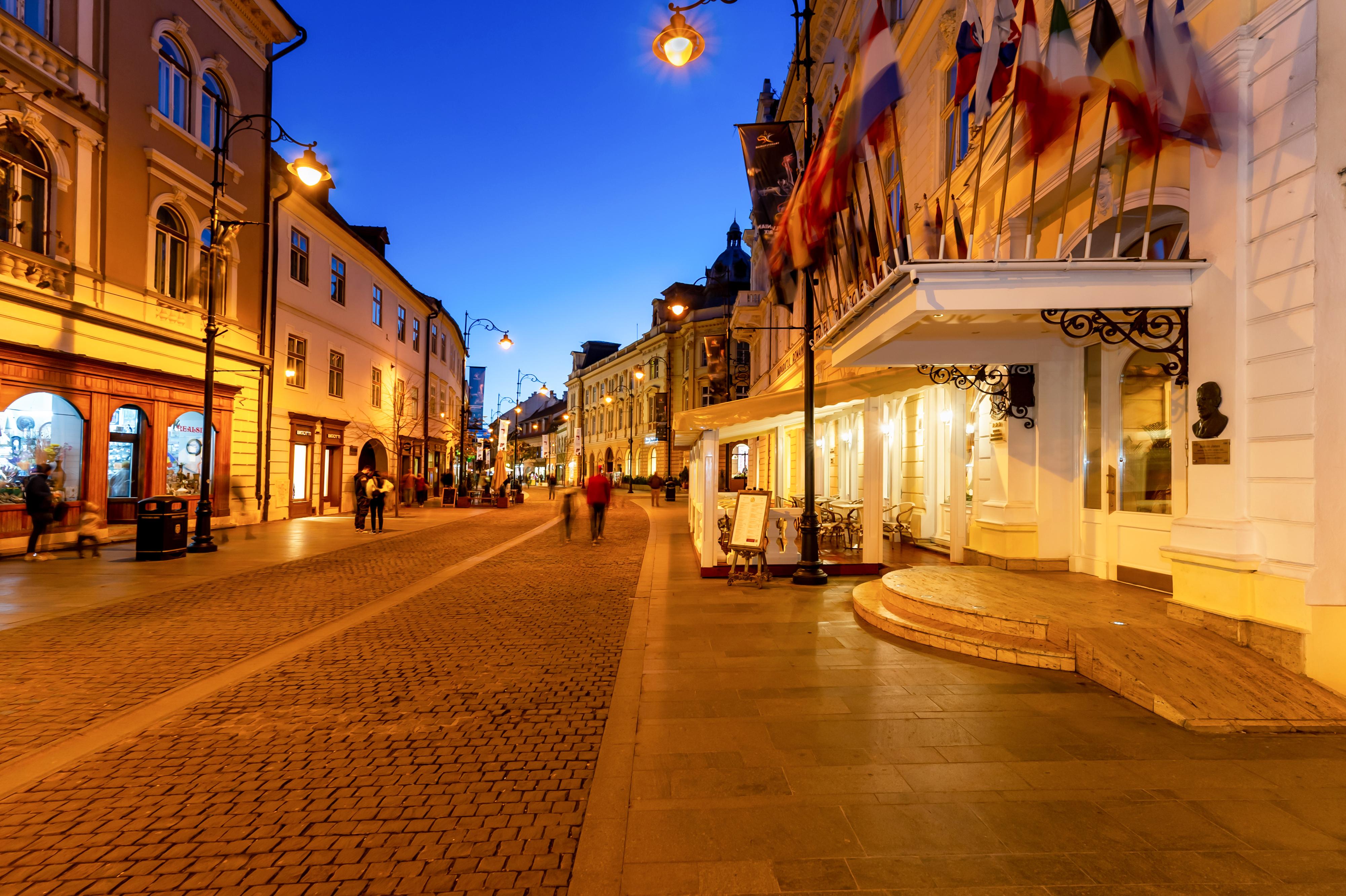 Hotel Imparatul Romanilor Sibiu Exterior foto
