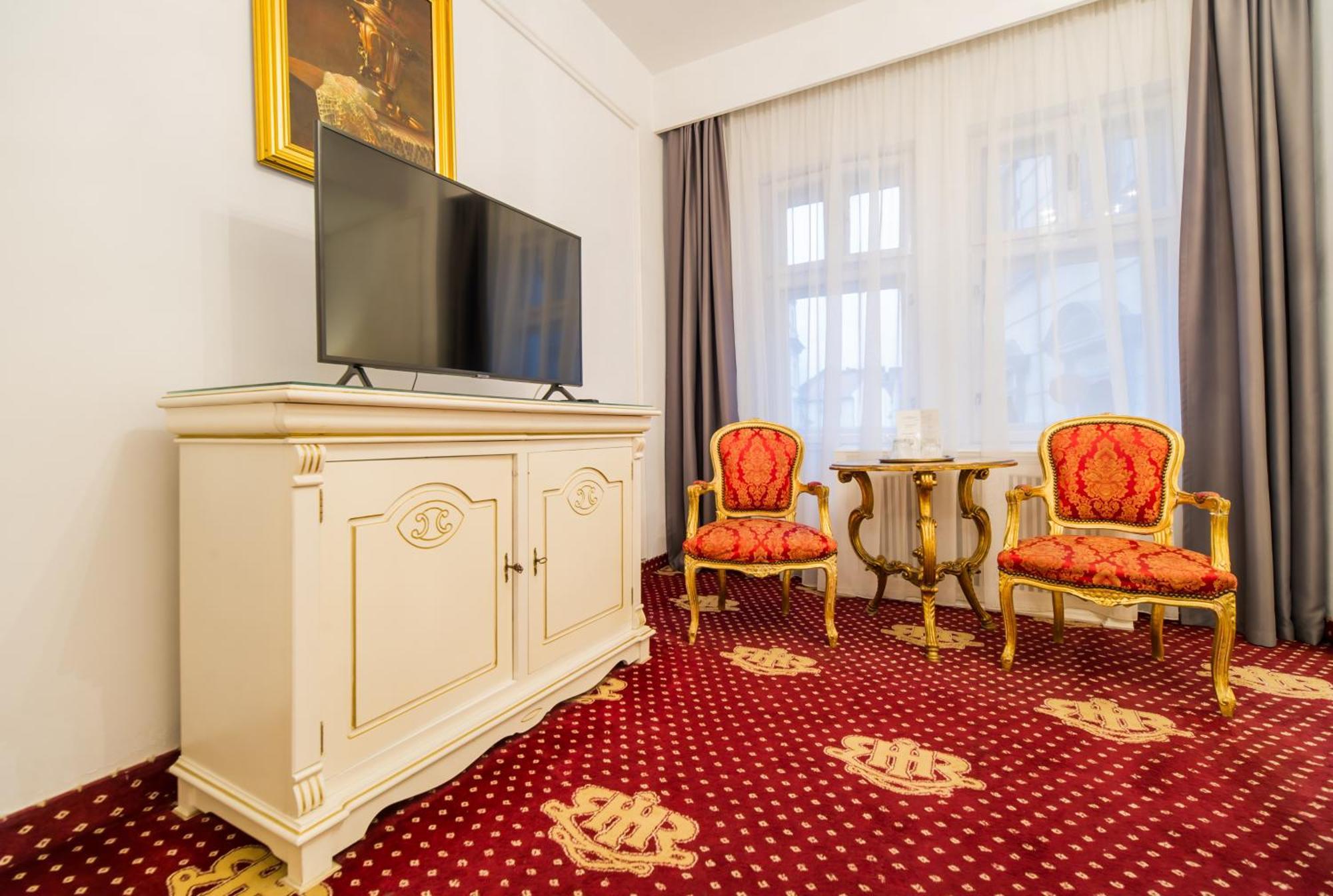 Hotel Imparatul Romanilor Sibiu Cameră foto