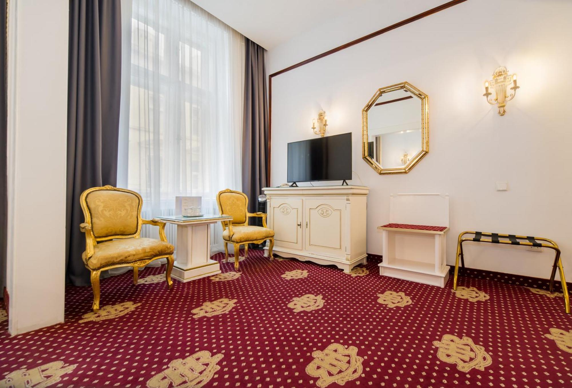Hotel Imparatul Romanilor Sibiu Cameră foto